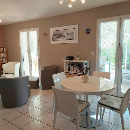 Σπίτι διακοπών Cottage, *