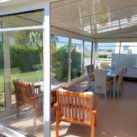 Cottage, Σπίτι διακοπών *