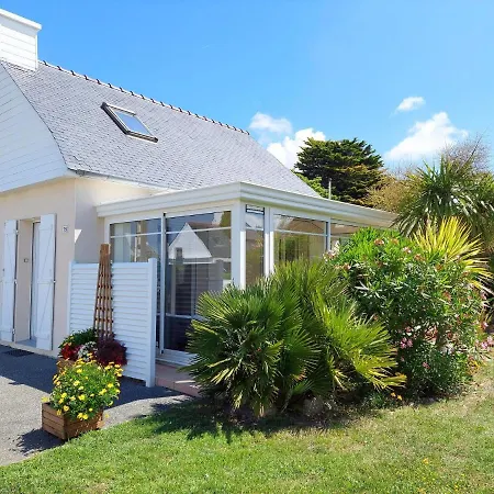 Cottage,